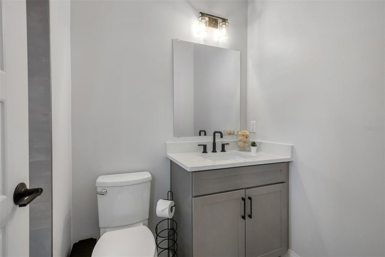 19811 Mardi Gras Street, Orlando, FL 32833 Photo