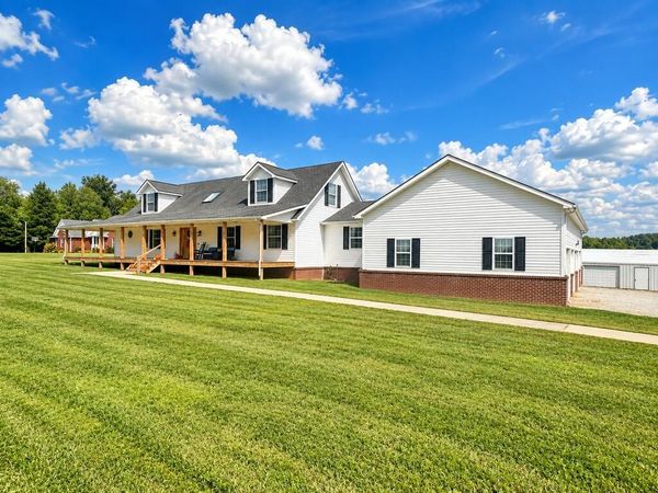 353 Okalona, Livingston, TN 38570