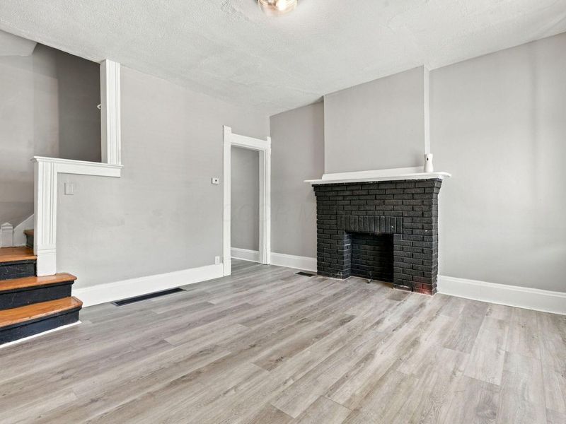 39 N Guilford Avenue, Columbus, OH 43222 Photo 6