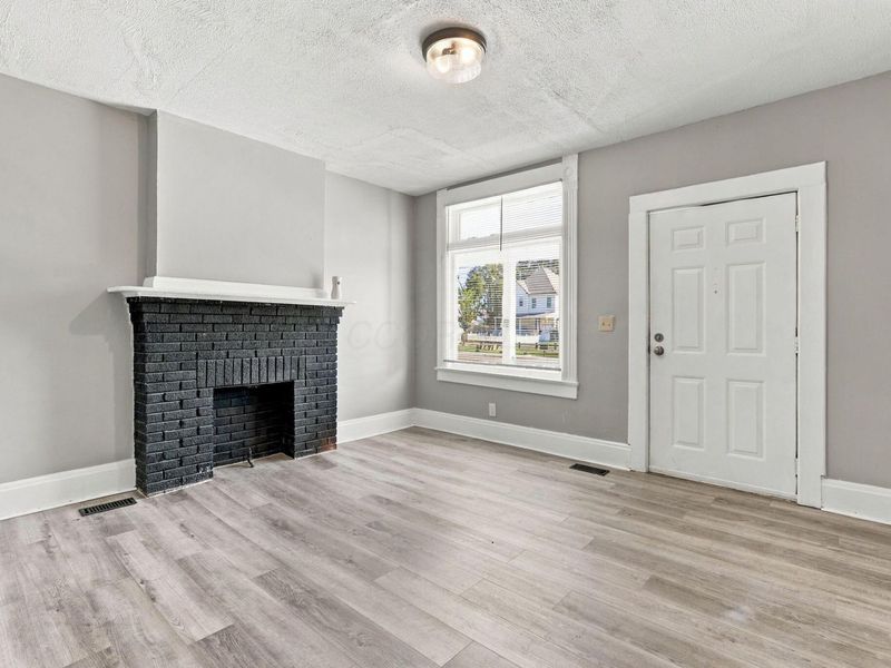 39 N Guilford Avenue, Columbus, OH 43222 Photo 9
