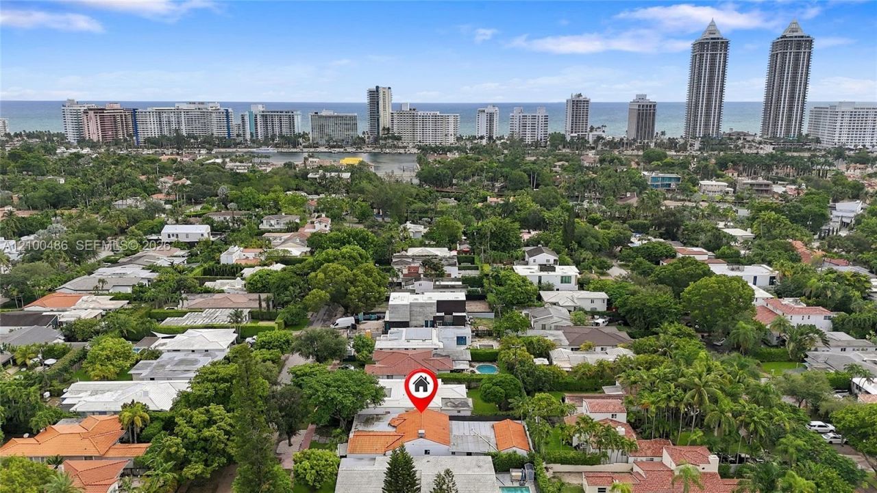 596 W 50th St , Miami Beach, FL 33140 Photo