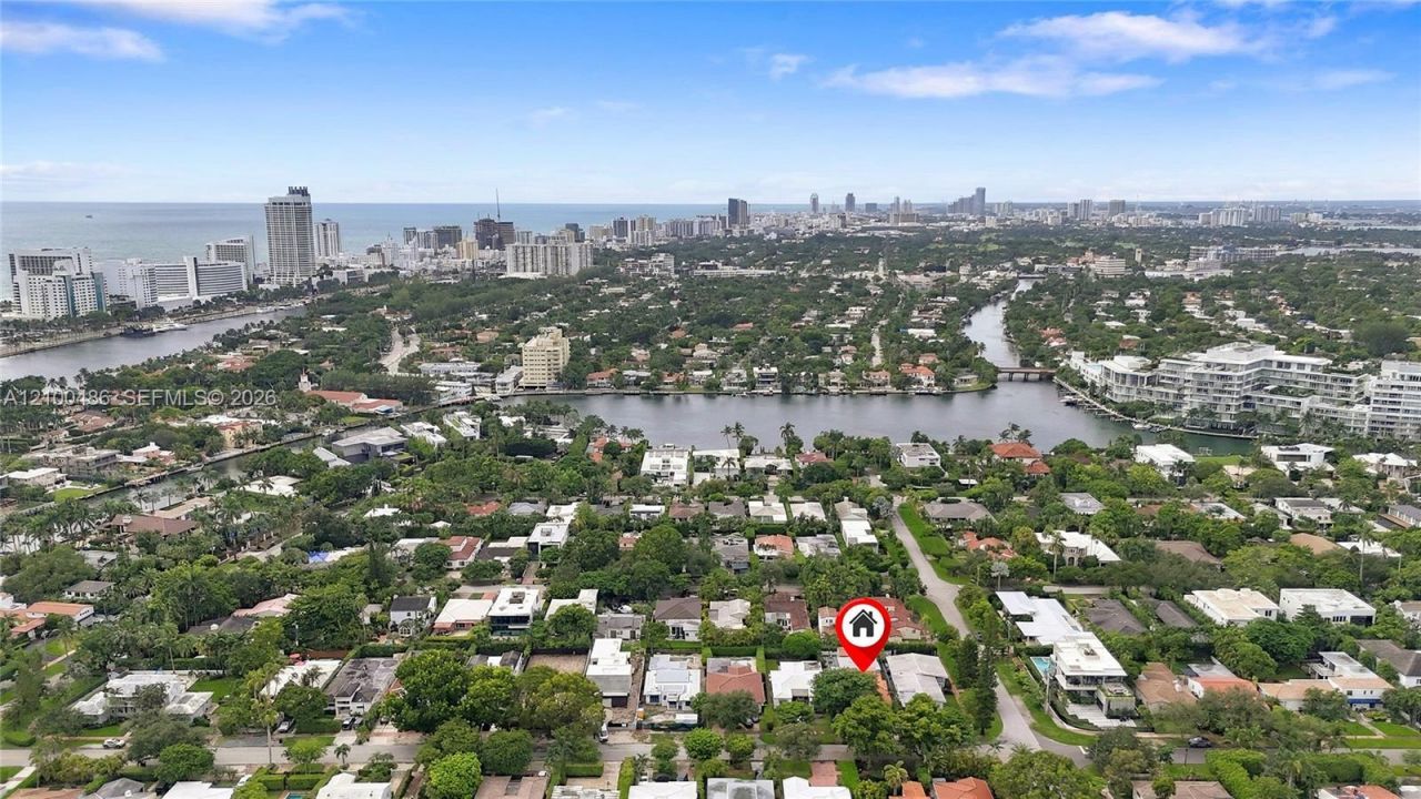 596 W 50th St , Miami Beach, FL 33140 Photo