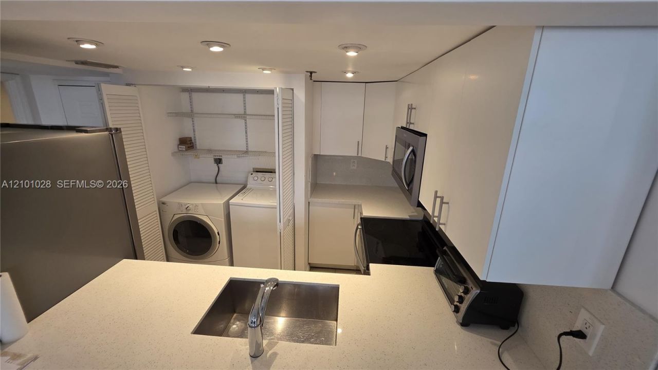 540 Brickell Key Dr , Unit 926, Miami, FL 33131 Photo