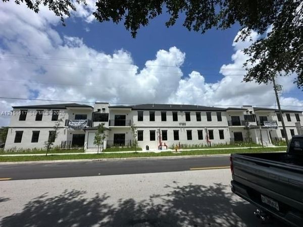17020 SW 104th Ave , Unit 205, Miami, FL 33157