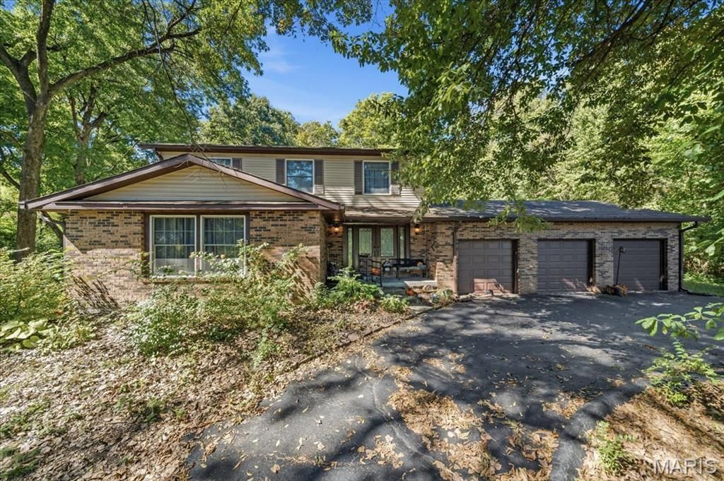 579 N Green Mount Road, Shiloh, IL 62221 Main Photo