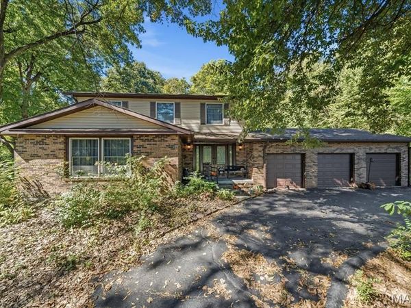 579 N Green Mount Road, Shiloh, IL 62221
