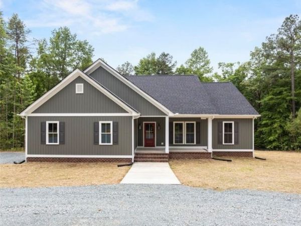 420 Apple Grove Road , Mineral, VA 23117