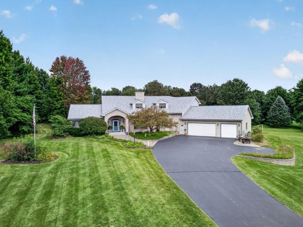 1646 Valley View Road, BELVIDERE, IL 61008