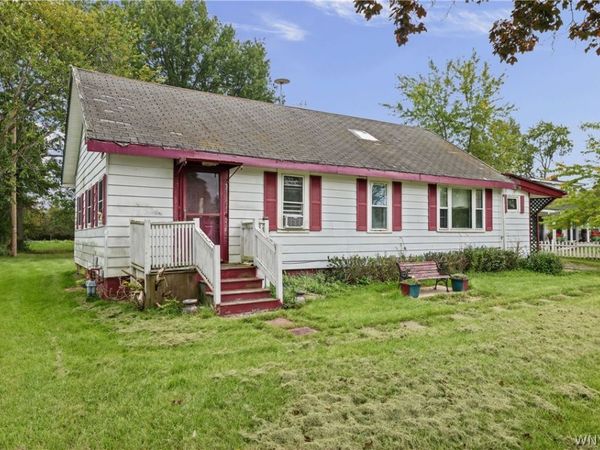 3031 West River Road , Grand Island, NY 14072