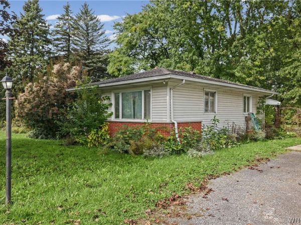8435 Rochester Road , Gasport, NY 14067
