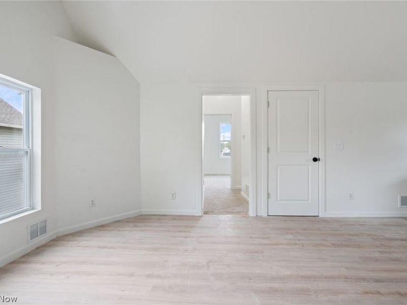 3114 Vega Avenue, Cleveland, OH 44113 Photo 21
