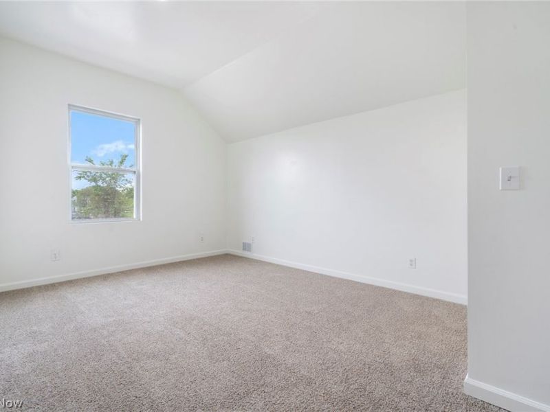 3114 Vega Avenue, Cleveland, OH 44113 Photo 24