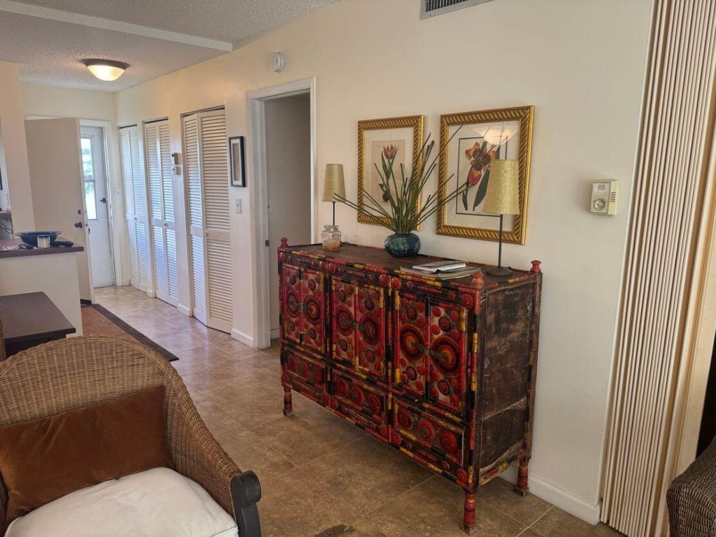 5401 NW 2nd Avenue, Unit Apt 127, Boca Raton, FL 33487 Photo