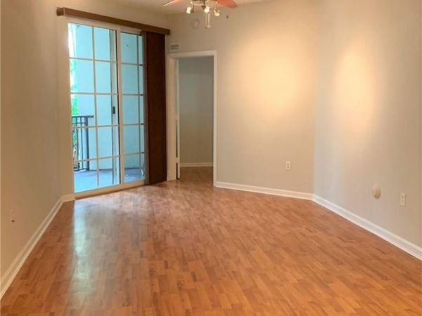 533 NE 3RD Avenue, Unit 115, Fort Lauderdale, FL 33301
