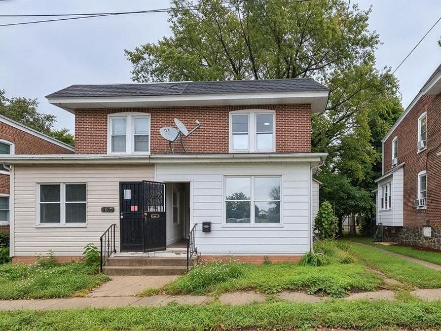 2611 Lindsay Street, Chester, PA 19013 Main Photo
