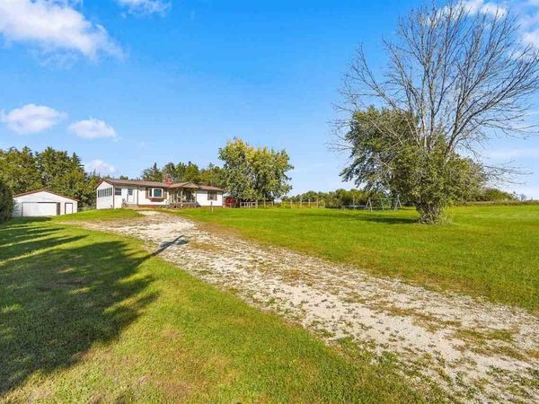 12039 Wright Rd, La Porte, IA 50651