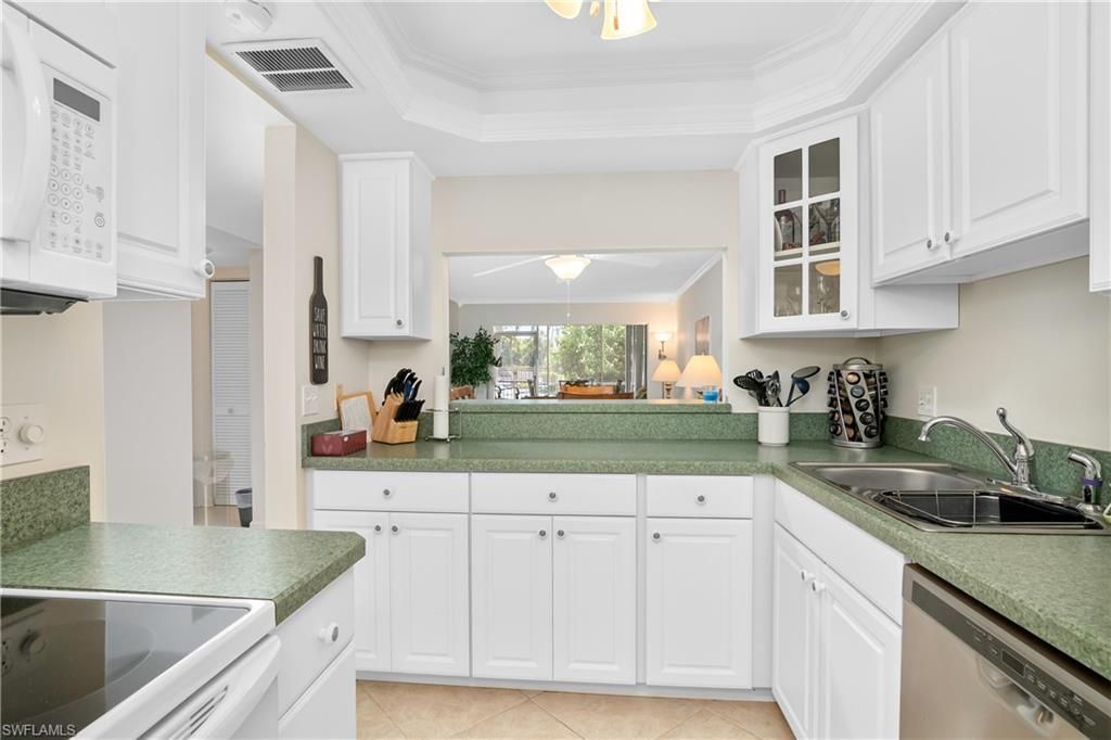 3100 Binnacle Dr , Unit 104, Naples, FL 34103 Photo