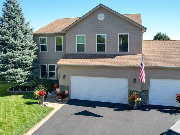 2002 Kennedy Drive , McHenry, IL 60050
