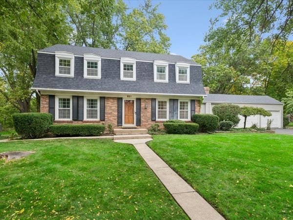 821 Timber Trail Drive, Naperville, IL 60565