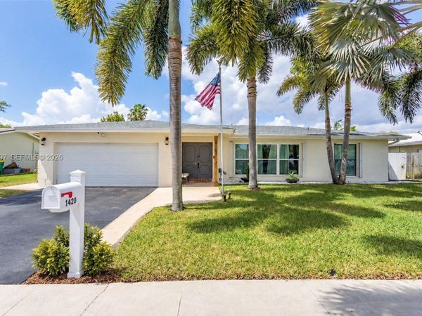 8107 NW 74th Ave , Tamarac, FL 33321