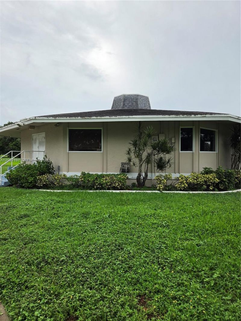 8107 NW 74th Ave , Tamarac, FL 33321 Photo