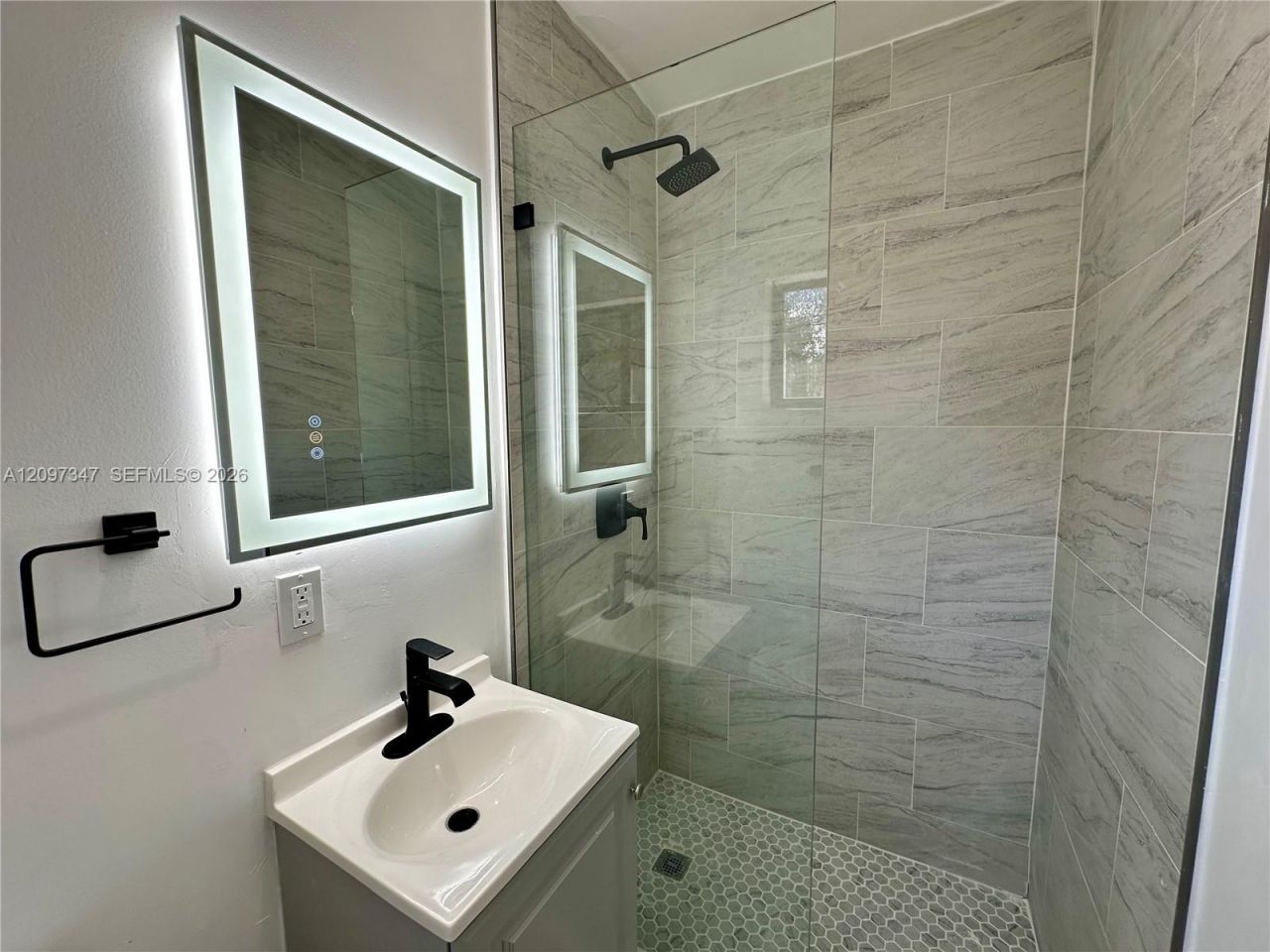 1150 NW 116th Ter , Miami, FL 33168 Photo