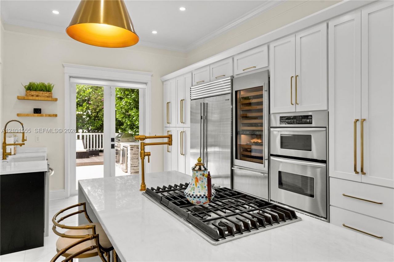 705 Madeira Ave , Coral Gables, FL 33134 Photo