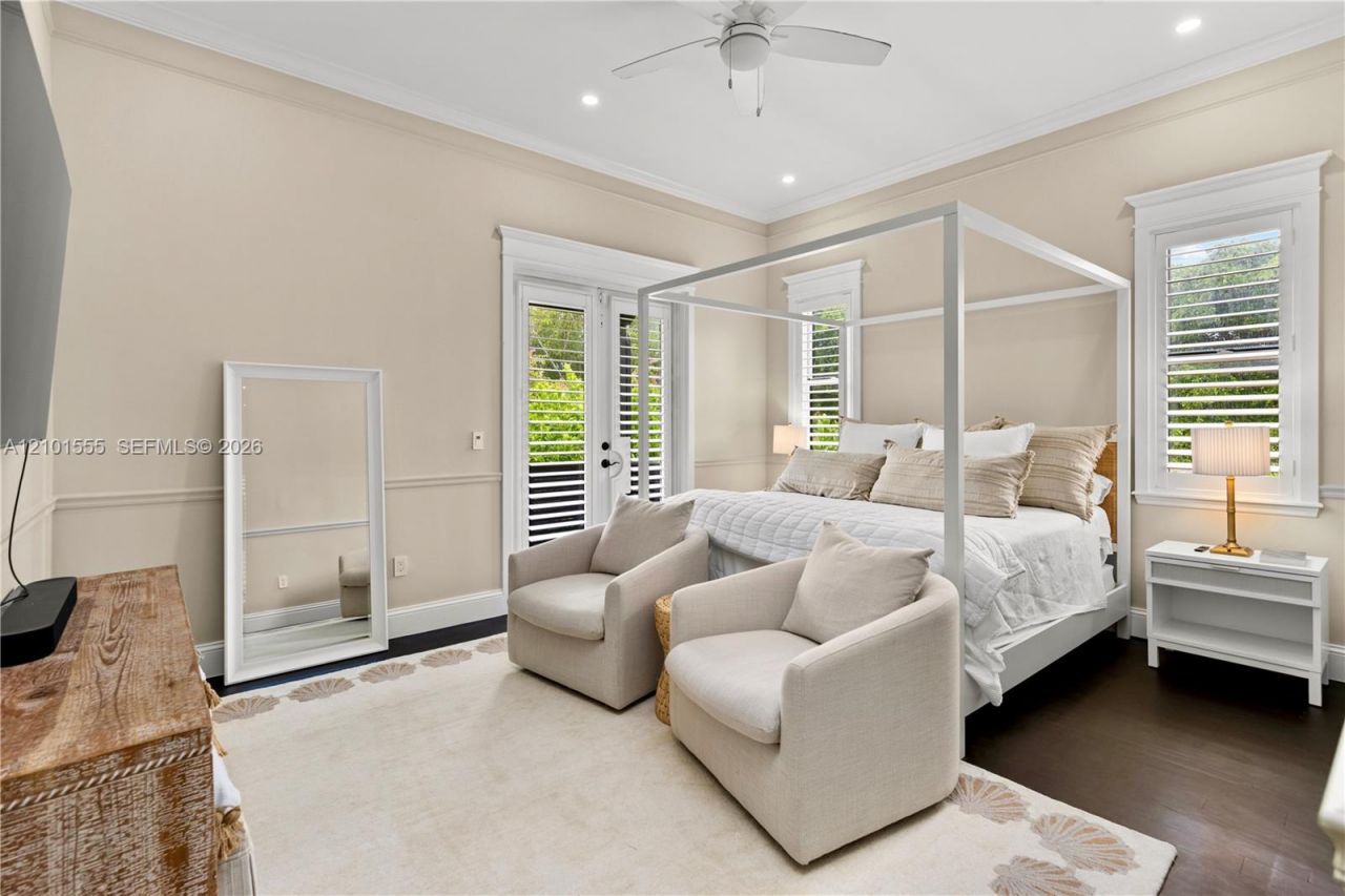 705 Madeira Ave , Coral Gables, FL 33134 Photo