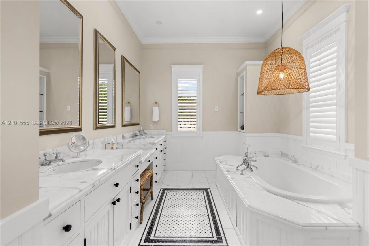 705 Madeira Ave , Coral Gables, FL 33134 Photo