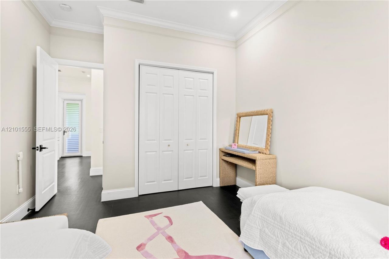 705 Madeira Ave , Coral Gables, FL 33134 Photo