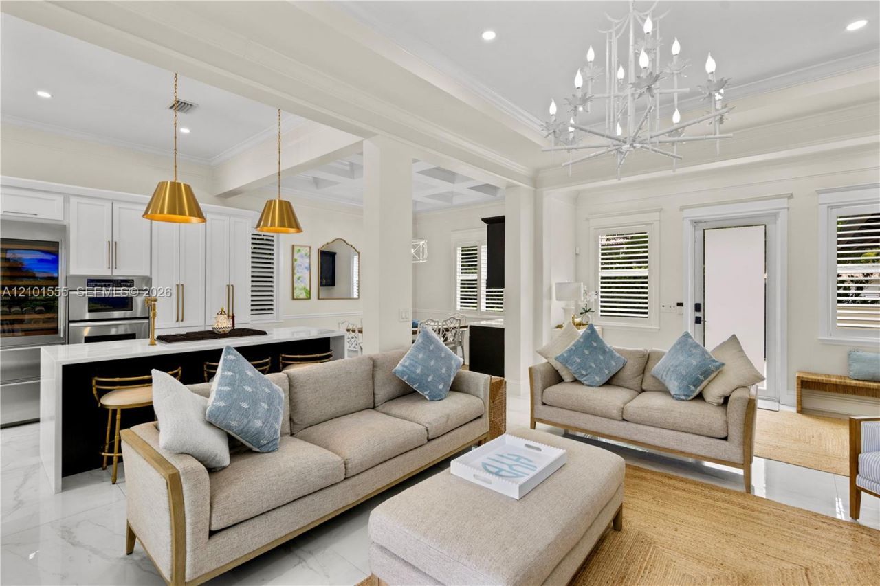 705 Madeira Ave , Coral Gables, FL 33134 Photo