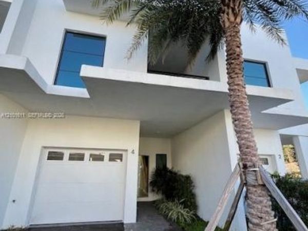 2526 Pierce St , Unit 7, Hollywood, FL 33020