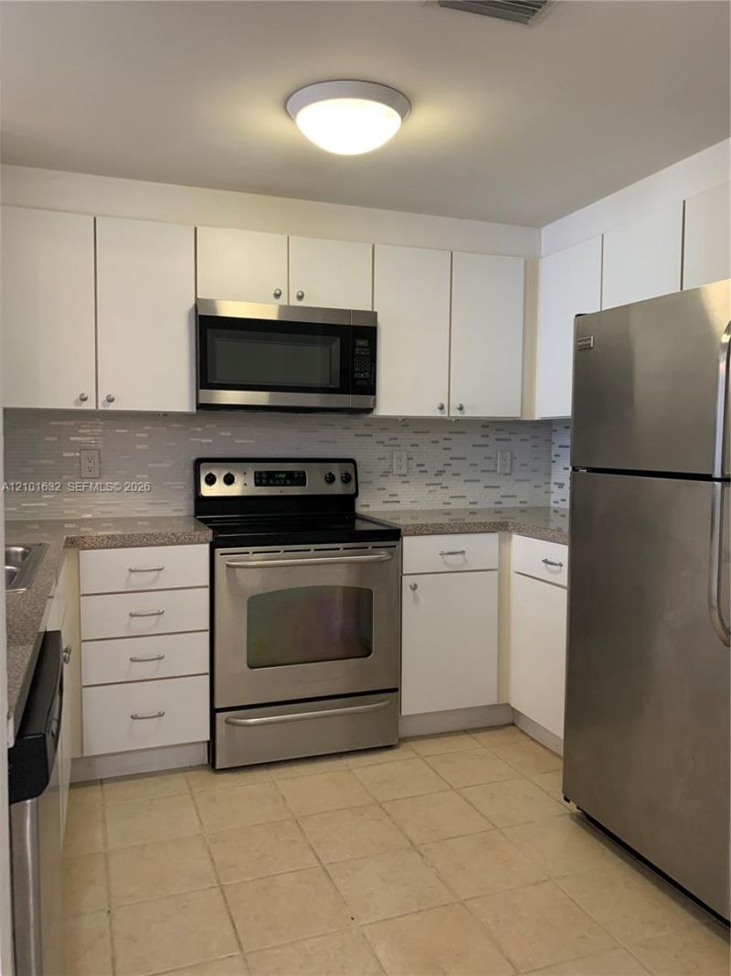1250 S Miami Ave , Unit 813, Miami, FL 33130 Photo
