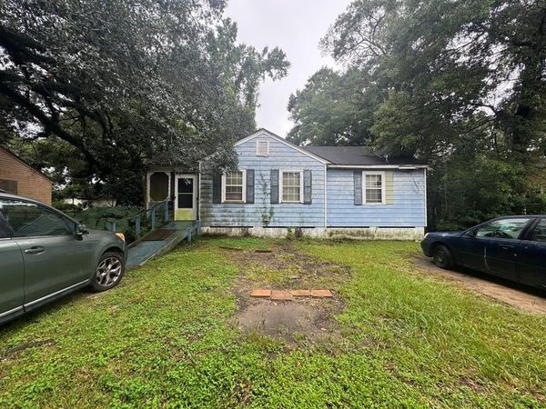 2003 St Stephens Road, Mobile, AL 36617