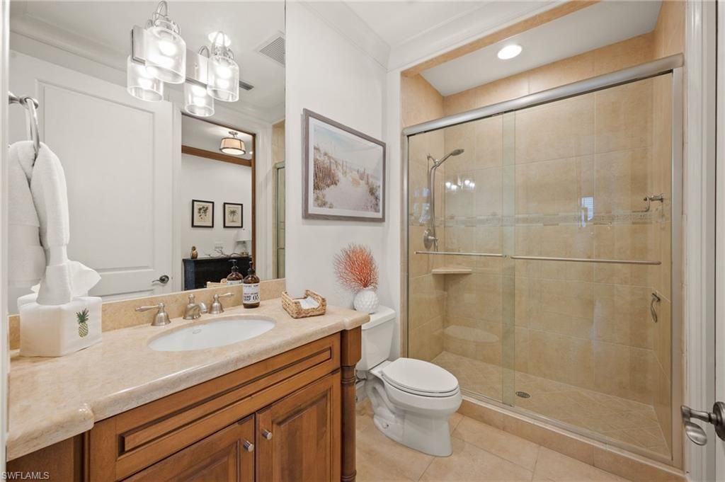 380 10th St S, Unit 202, Naples, FL 34102 Photo