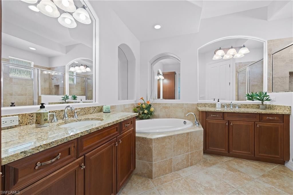 6578 Caldecott Dr , Naples, FL 34113 Photo