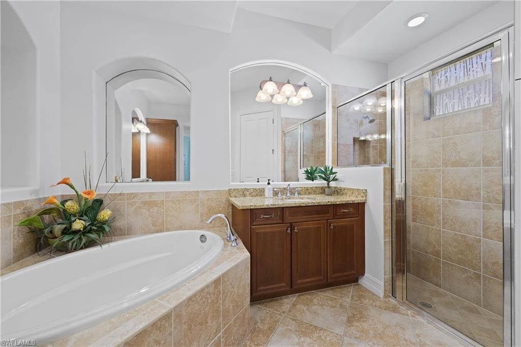 6578 Caldecott Dr , Naples, FL 34113 Photo