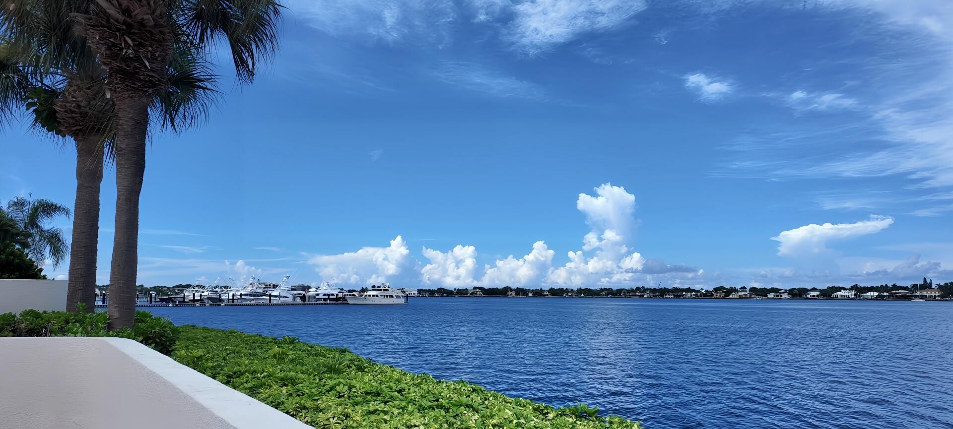 130 Lakeshore Drive, Unit 821, North Palm Beach, FL 33408 Photo