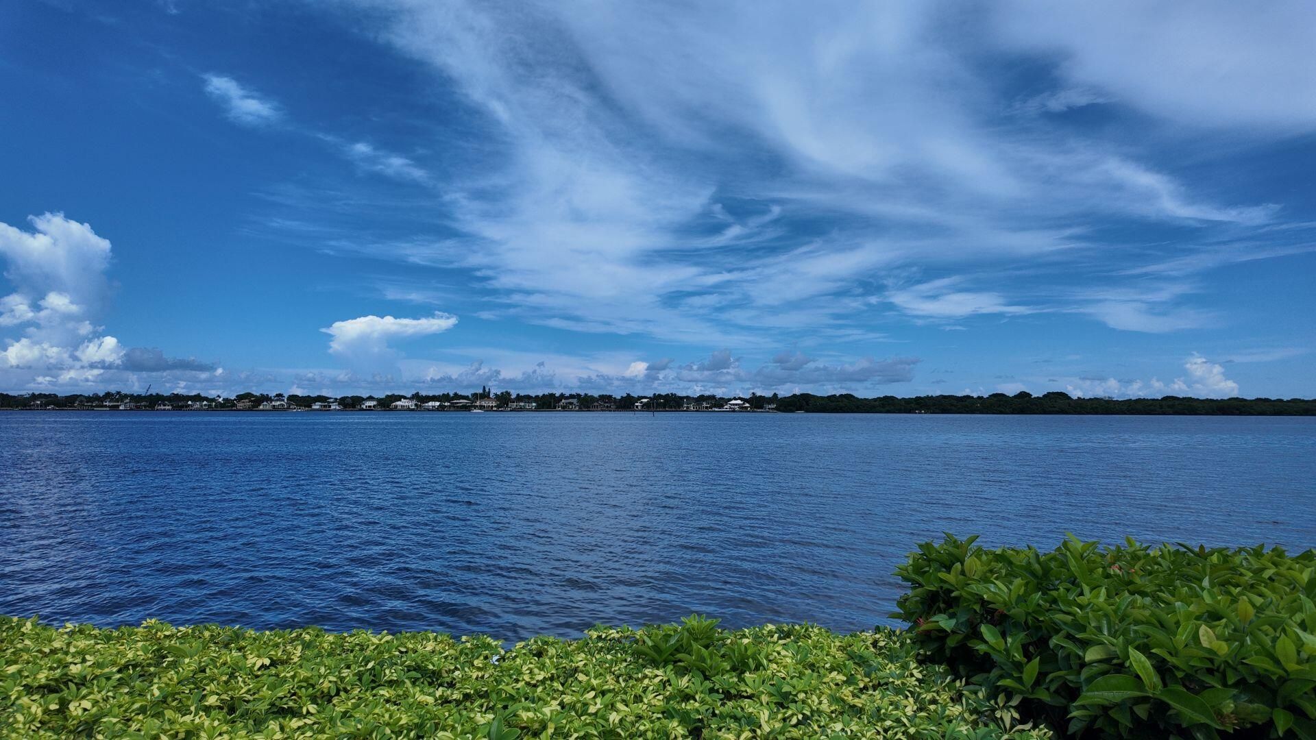 130 Lakeshore Drive, Unit 821, North Palm Beach, FL 33408 Photo