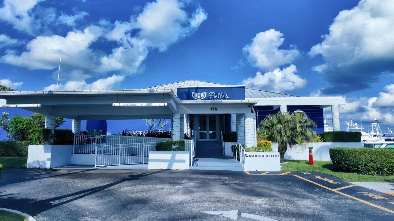 130 Lakeshore Drive, Unit 821, North Palm Beach, FL 33408 Photo
