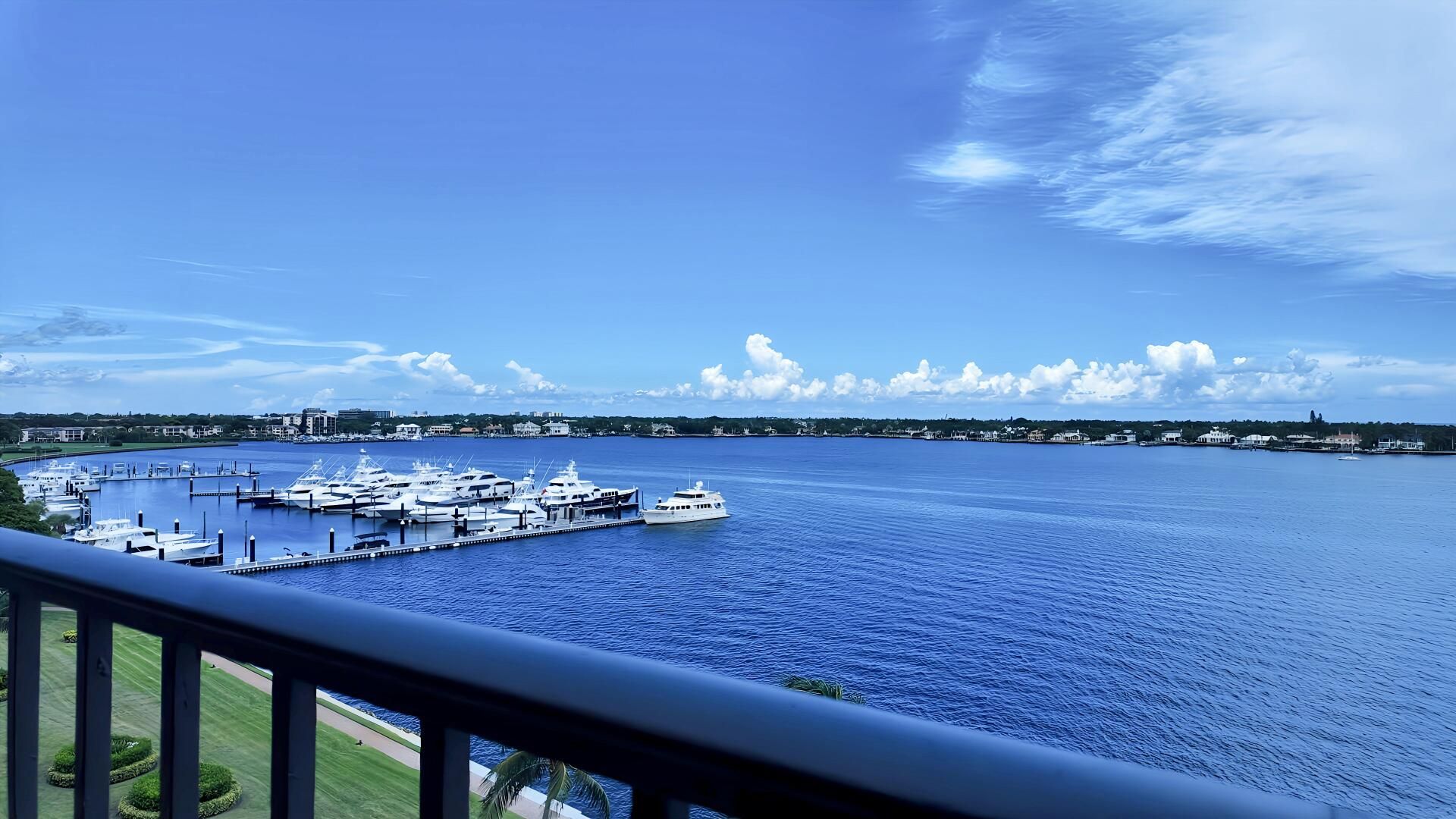 130 Lakeshore Drive, Unit 821, North Palm Beach, FL 33408 Photo