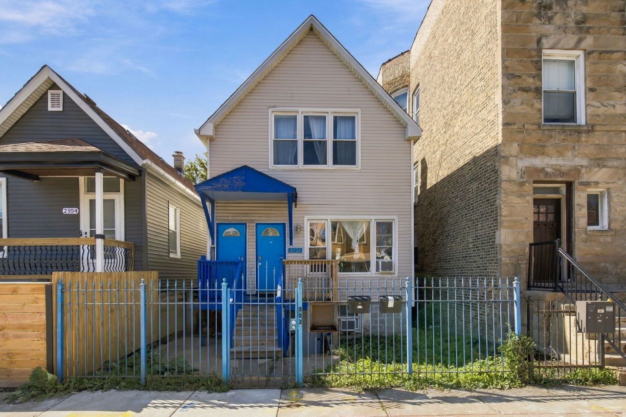 2956 N Elston Avenue, Chicago, IL 60618 Main Photo