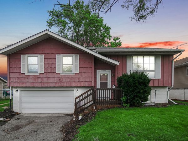 22243 Karlov Avenue , Richton Park, IL 60471
