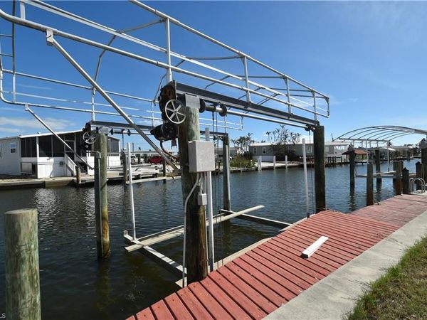16 Nancy LN, FORT MYERS BEACH, FL 33931