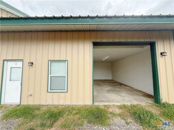 117 S Emma , Unit C, Bartlett, TX 76511