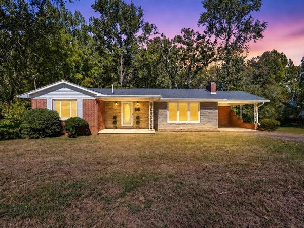 134 McRae St , Camden, TN 38320