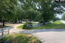 1500 Chestnut Road  photo 4