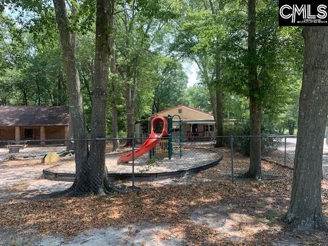 1500 Chestnut Road  Photo 4