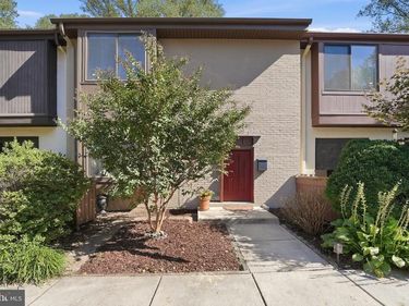 2053 GOLF COURSE DRIVE, RESTON, VA 20191