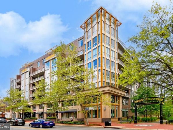513 W BROAD STREET, Unit 412, FALLS CHURCH, VA 22046